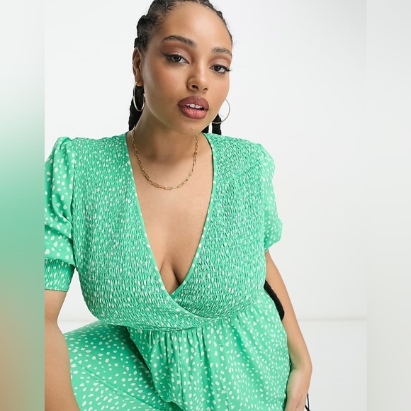 Wednesday's Girl Curve shirred bust relaxed jumpsuit  Size 22 - Picture 2 of 9